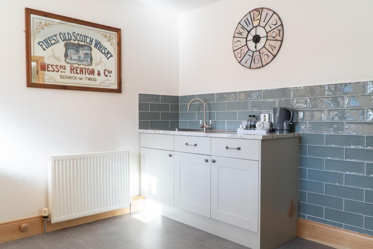 The Olde Ship Inn Seahouses Room photo