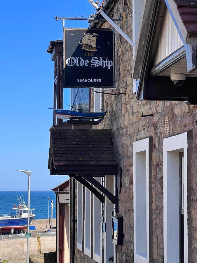 The Olde Ship Inn Seahouses Exterior photo